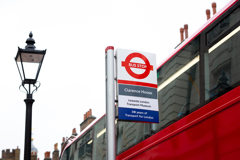 Londres no quiere ruido de dispositivos móviles en el transporte público