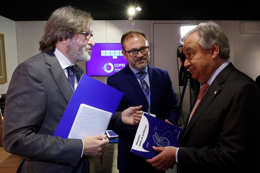 Hasta siempre y muchas gracias. Por Arturo Larena